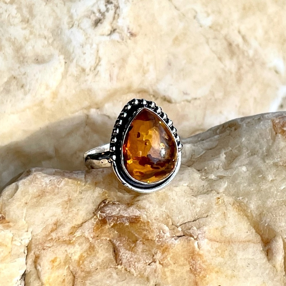 Amber domed teardrop ring size 8, NWT